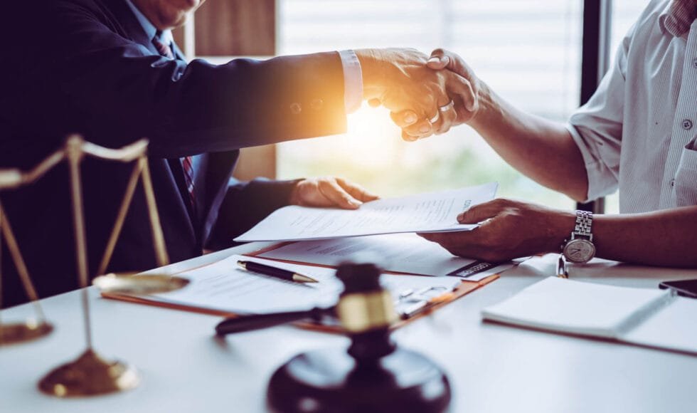 como contratar advogado criminalista advogada criminalista